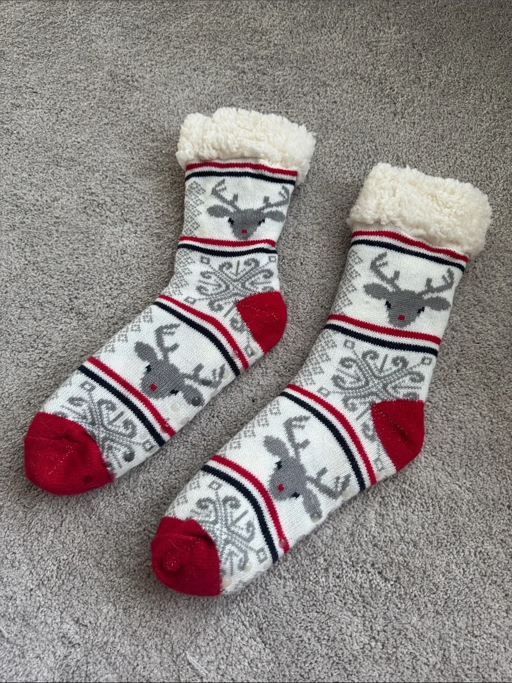 Cozy Reindeer Sherpa-Lined Fuzzy Socks - White & Red